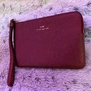 Burgundy Coach Wristlet Hand Wallet